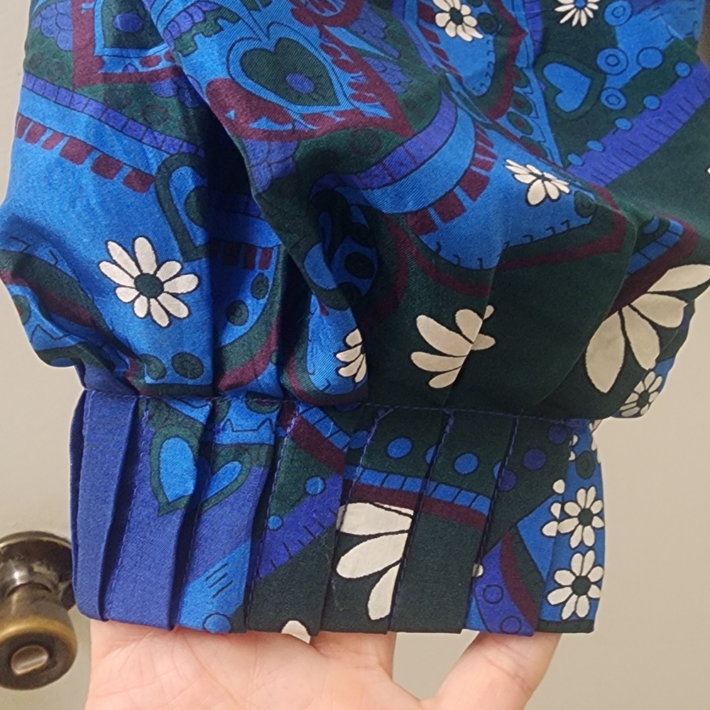 Sea New York Blue Floral Paisley Top, Size Small, 100 %‎ Silk. - Picture 11 of 11